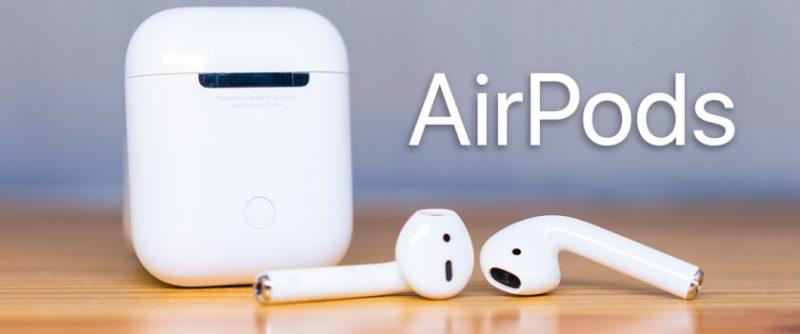 Căștile cu urechi în cască aproape AirPods Apple