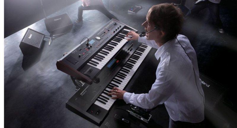synthesizer på en konsert